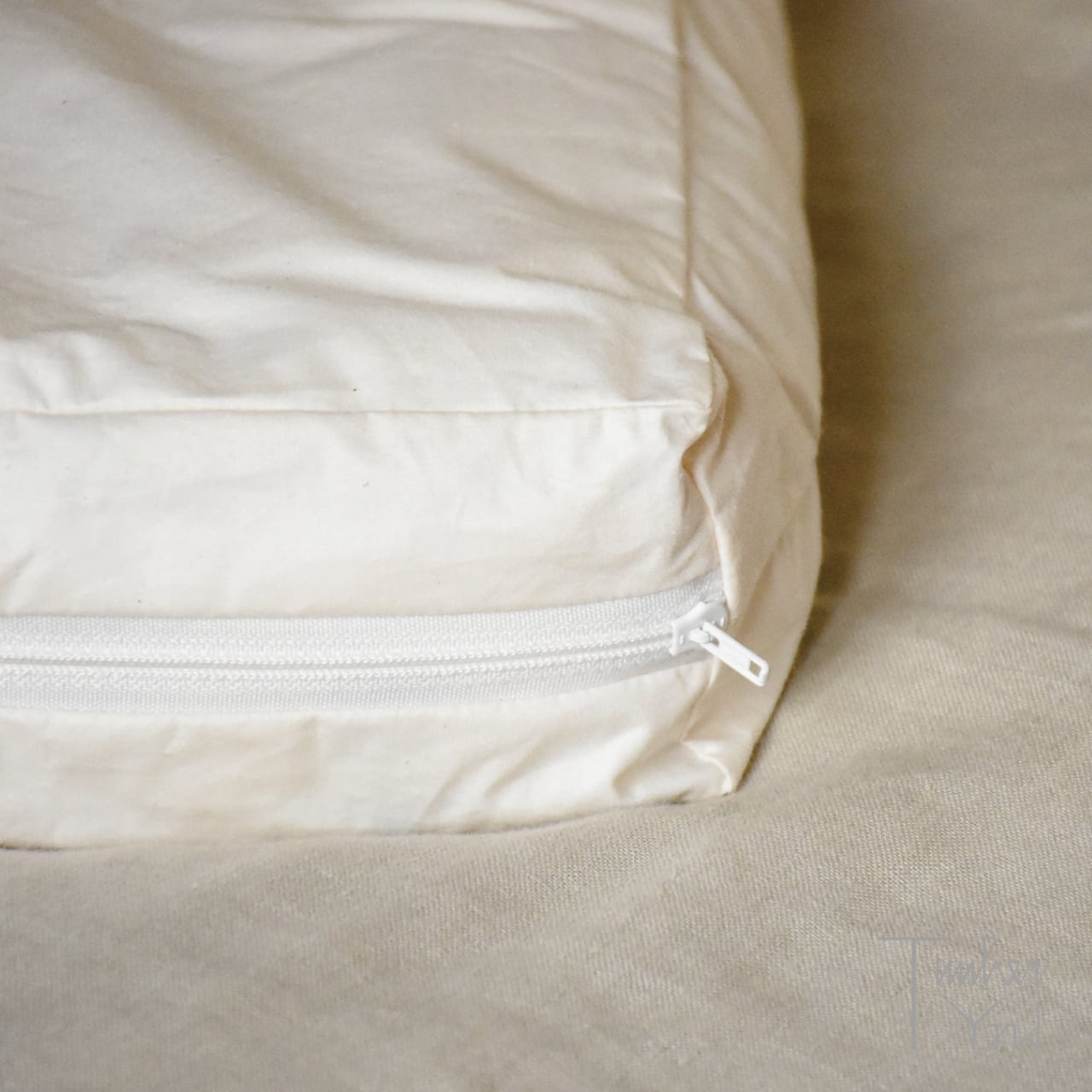 キャメルピロー / 高さ3cm / 43×63cm / 生成 / 枕 / まくら / 天然繊維