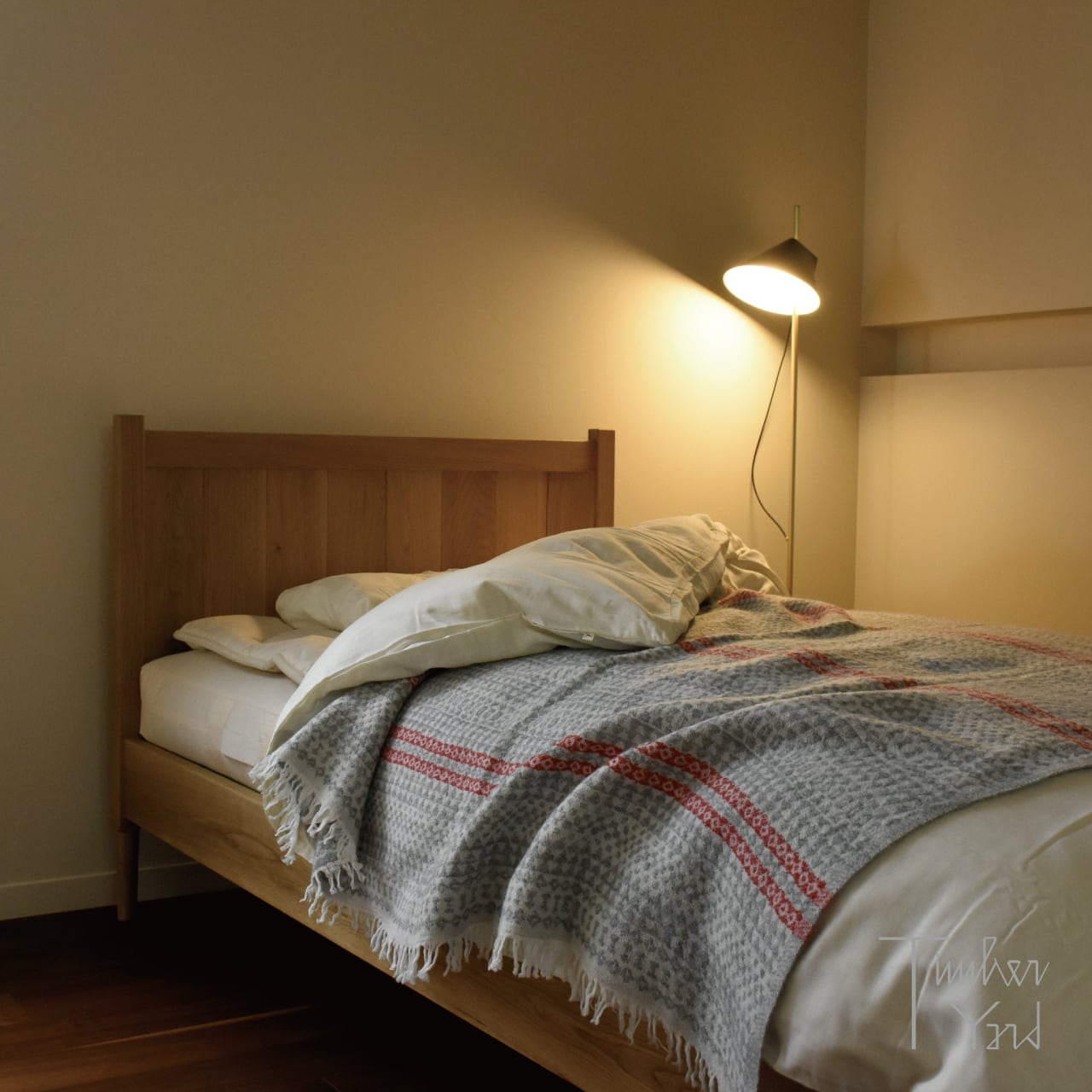 【在庫限り】AINO ブランケット / grey-red / 130×170cm / ウール / アイノ / 北欧デザイン / LAPUAN KANKURIT（ラプアン カンクリ） [5]