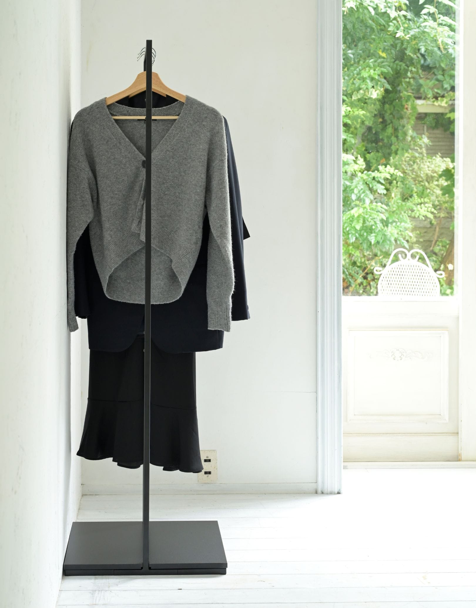 【10％オフクーポン対象】ハンガーラック シンプル 棚付き コートハンガー 幅40/120 奥行き45 高さ150cm BAS-40 / BAS-120 山善 YAMAZEN
										
											【会員登録でクーポンGET】 [3]