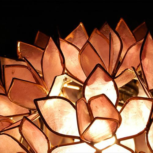 アジアン照明ならではの幻想的な光と影が浮き出るバリ島の人気アジアンランプ [4]