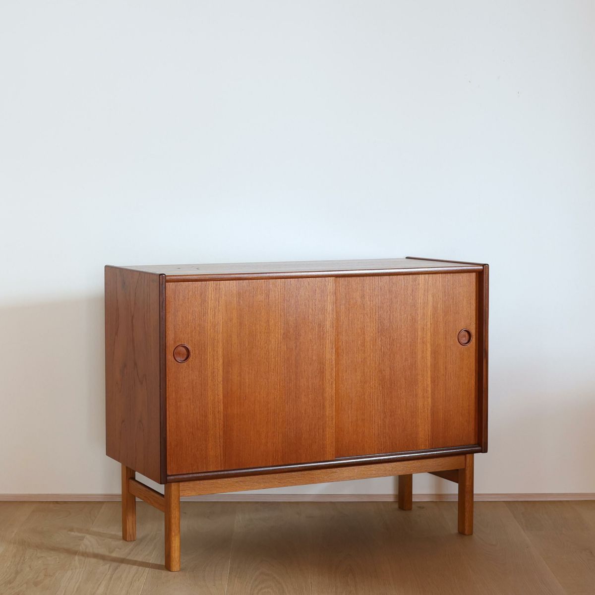 ［販売終了］キャビネット（vd2211-28-01）【北欧ヴィンテージ】* [2]