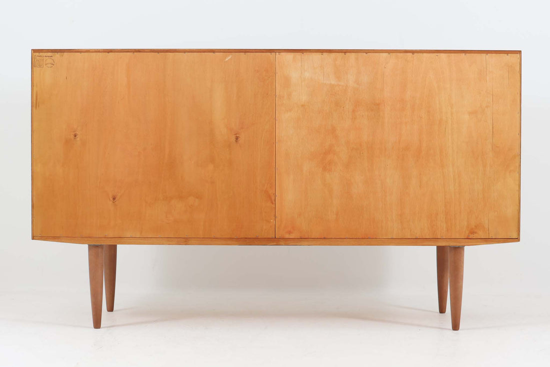 Poul Hundevad（ポール・ハンデバッド） キャビネット チーク材 幅138cm Hundevad & Co製 デンマーク製 北欧ビンテージ家具/DK17639 [1]