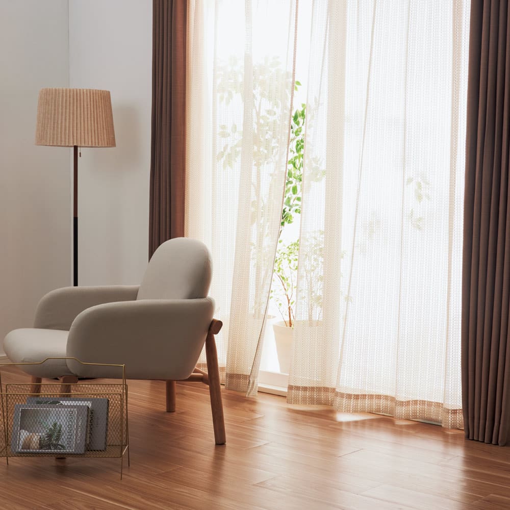 煌めくストライプレースカーテン