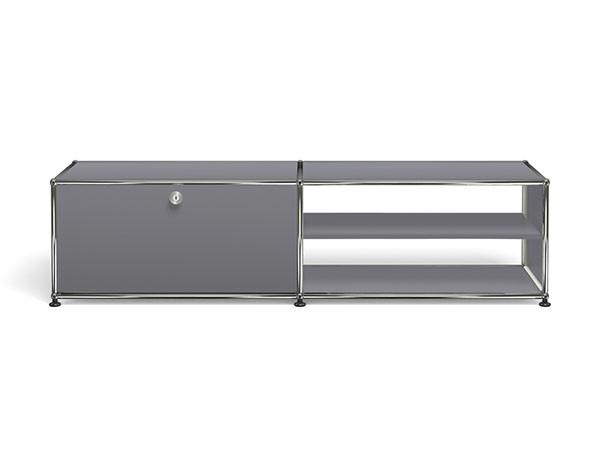 USM Haller  TV Board / USMハラー テレビボード  W / D / H：1523 / 373 / 390mm  ドロップダウンドア × 1、ディバイダーシェルフ × 1 [5]