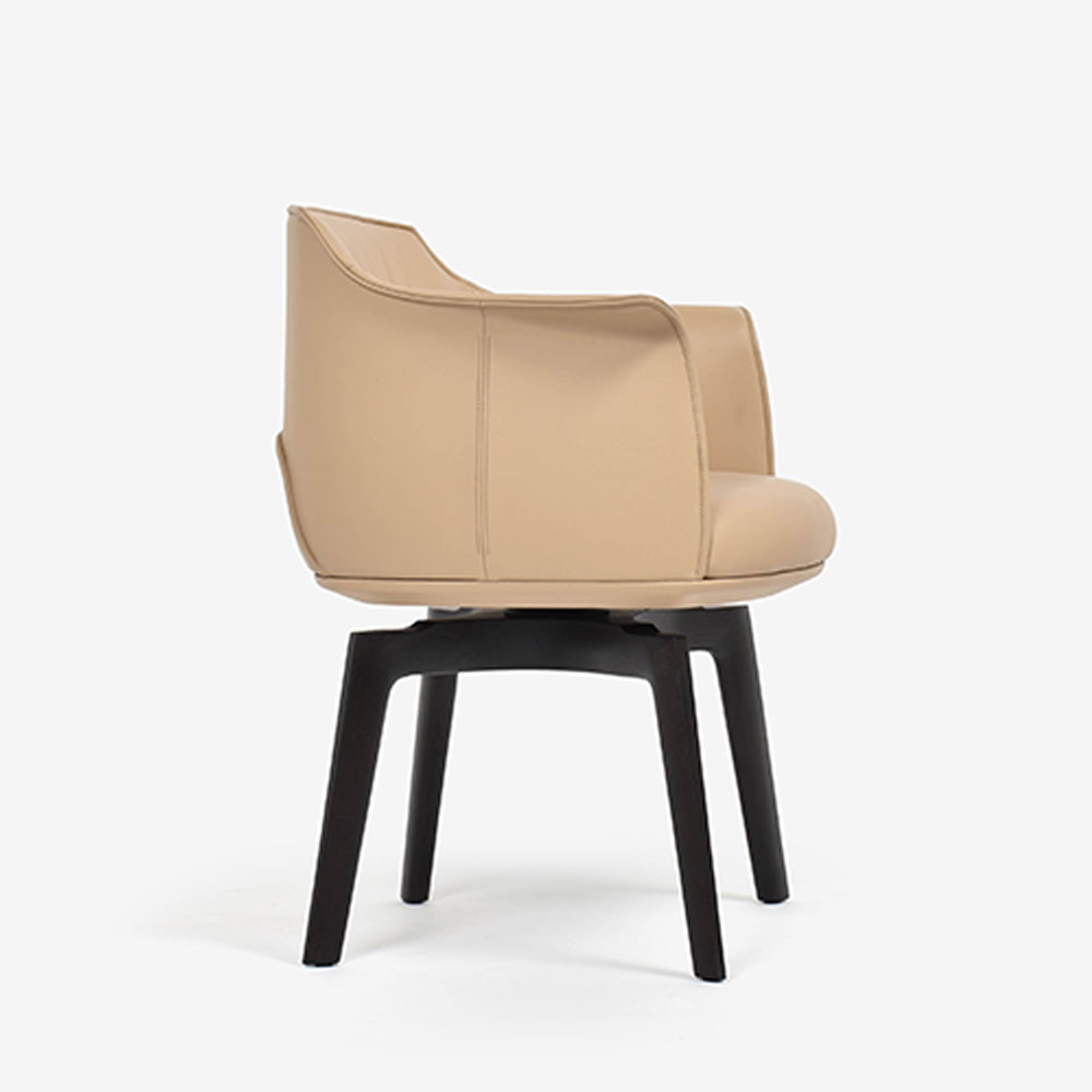 PoltronaFrau（ポルトローナ・フラウ）ダイニングチェア（アーム付き）「アーチボルド」回転タイプ 革サンドベージュ色 [2]
