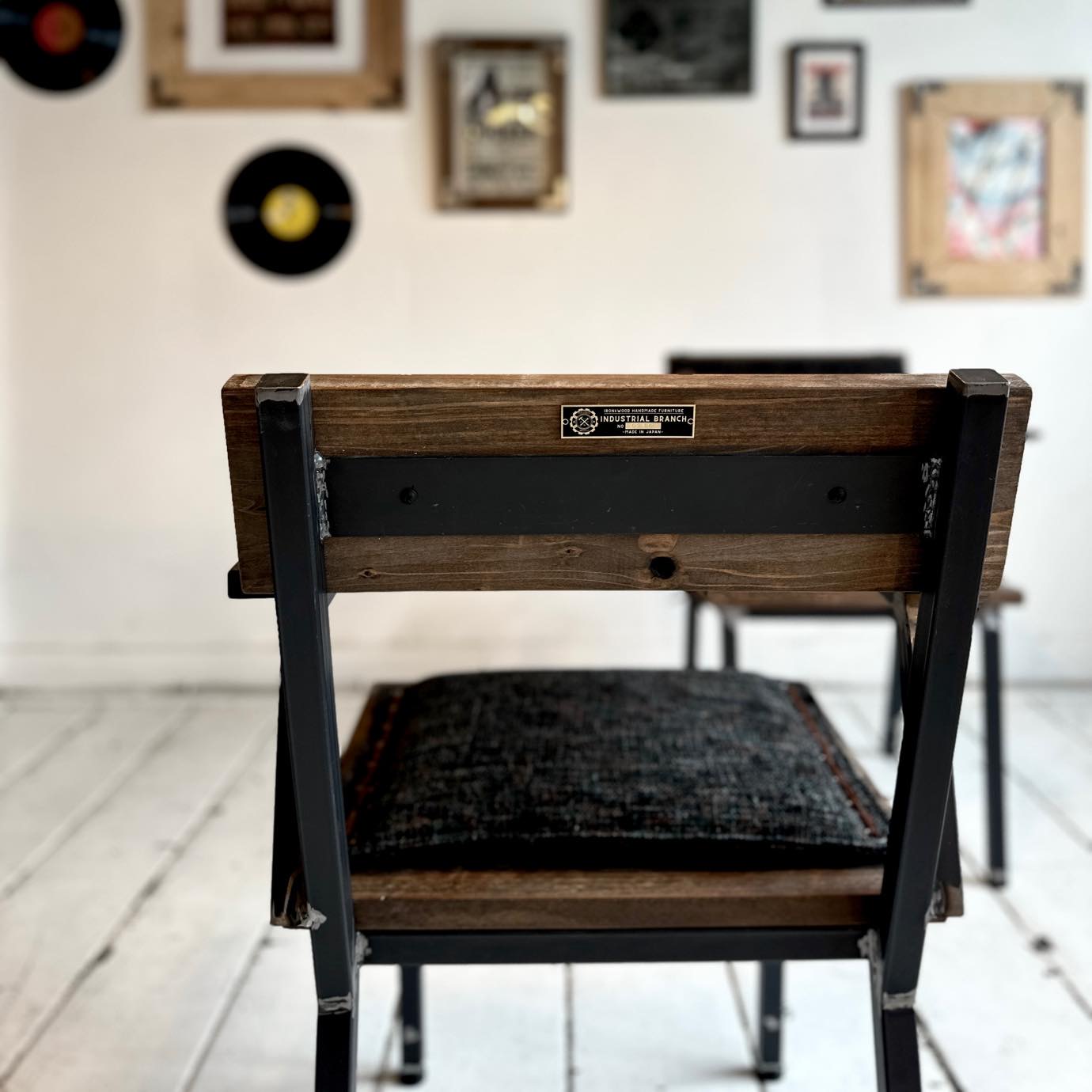 KIND ARMREST CHAIR-011 [2]