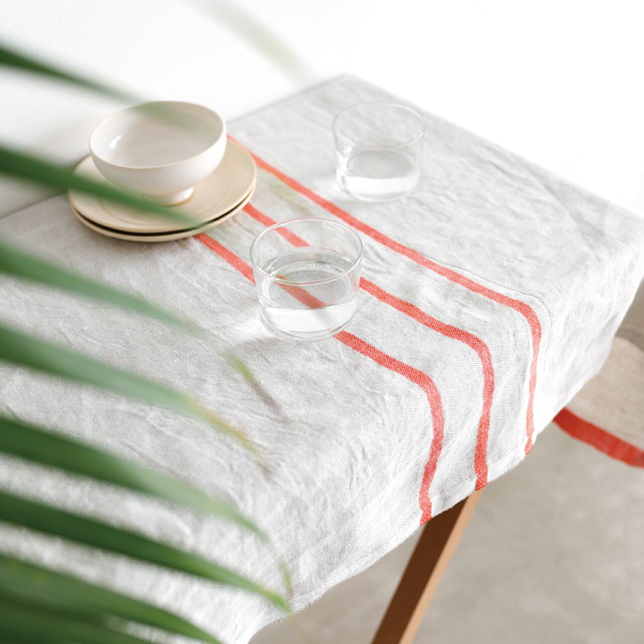 【ONLINE限定】USVA マルチユースタオル / linen-orange / 95x180cm / ウォッシュドリネン / 吸水 / 速乾 / タオル / バスタオル / ブランケット / テーブルクロス / LAPUAN KANKURIT（ラプアン カンクリ） [5]