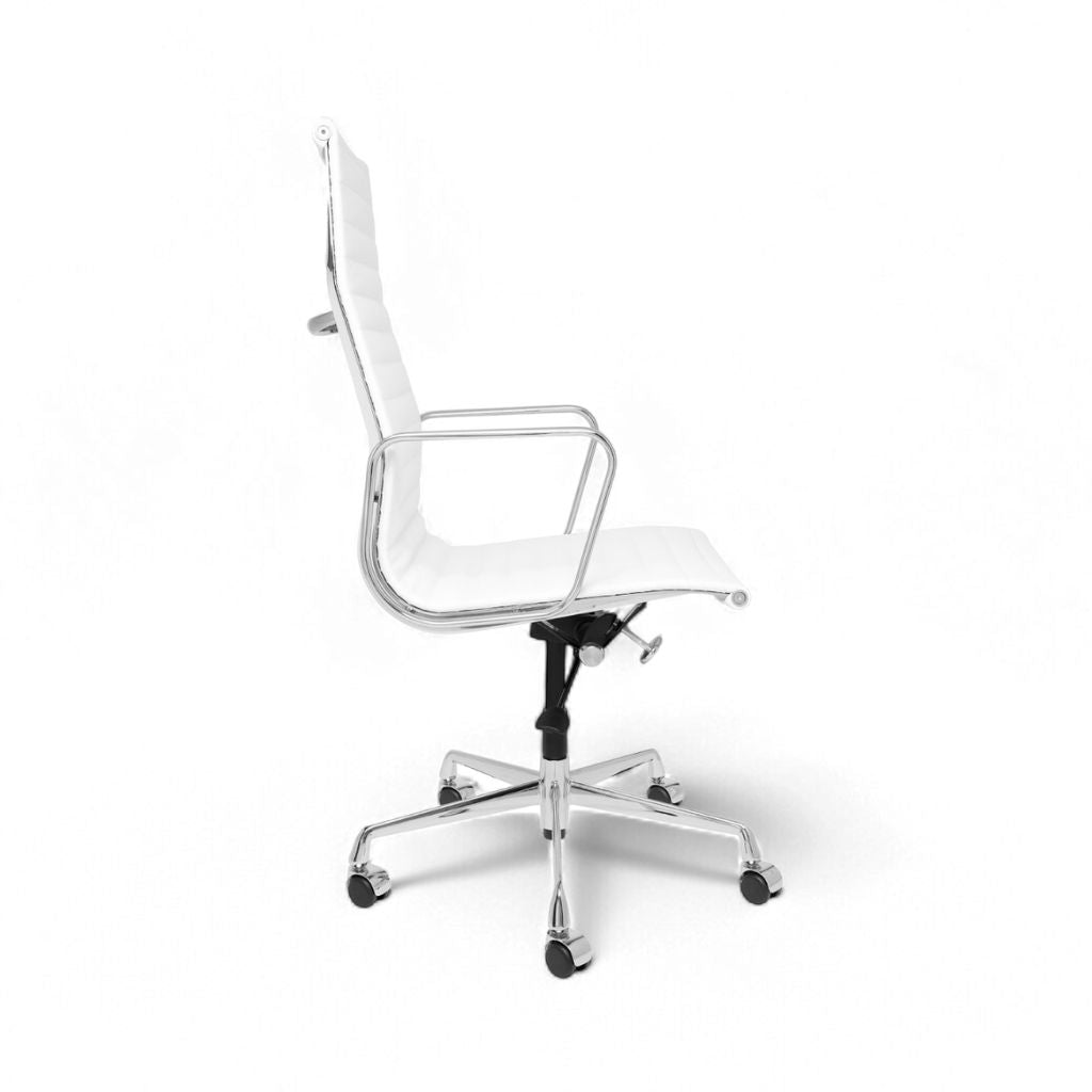 Executive Flat Chair High White / エグゼクティブ フラットチェア ハイ ホワイト アルミナムチェア [2]