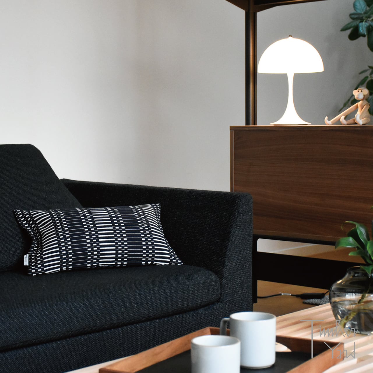 Rectangle Cushion Cover Helios / Black / 30×50cm / Johanna Gullichsen（ヨハンナ・グリクセン）/ ヘリオス / ブラック / ファスナー付き / クッション付き / コットン / 正規販売店 / クッションカバー [2]