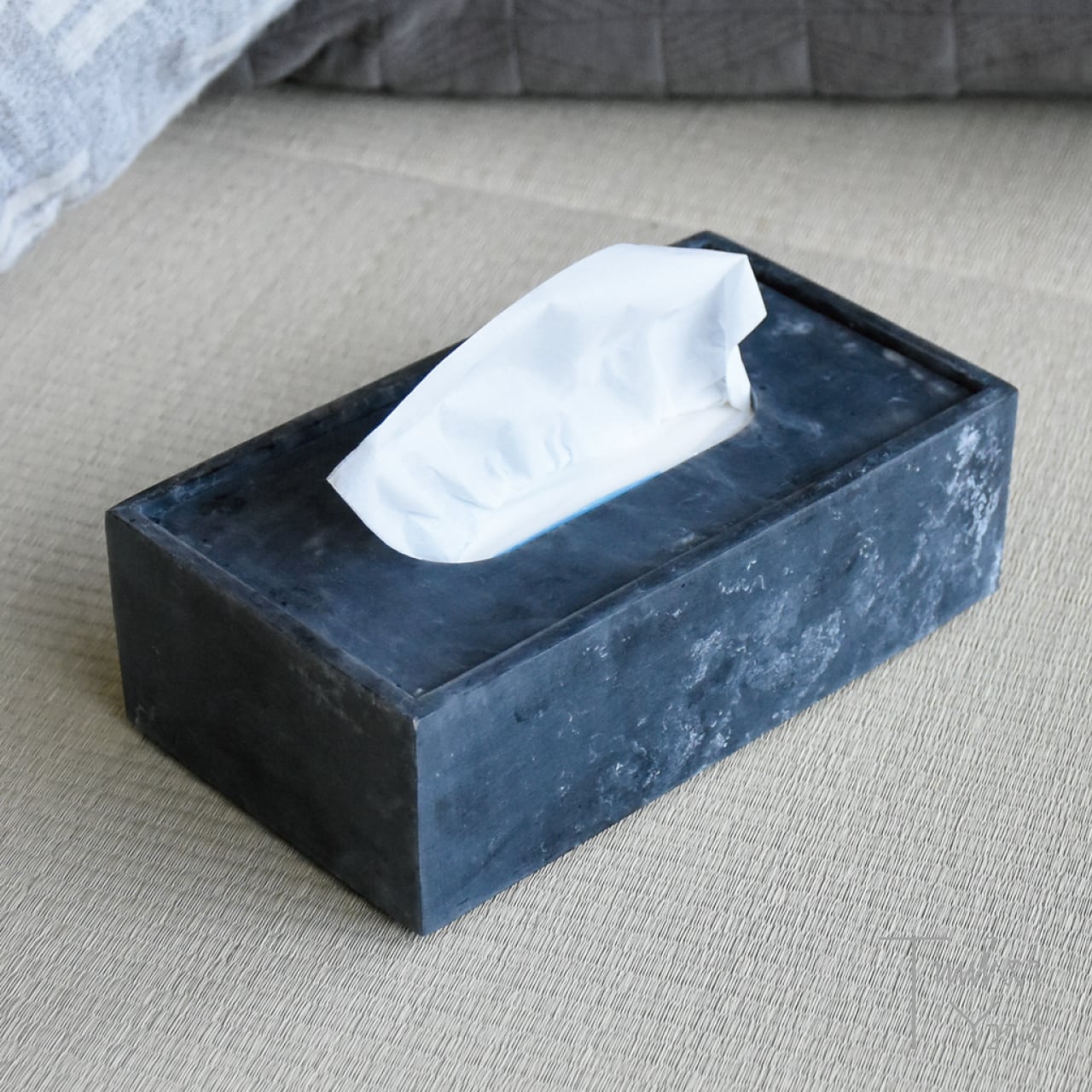 【ONLINE限定】Mist Tissue Box / Charcoal / W21.5×D12×H7cm / Ferm Living（ファームリビング）/ ミスト ティッシュボックス / 北欧インテリア / 正規販売店 [3]