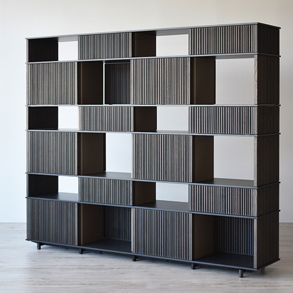 PoltronaFrau（ポルトローナ・フラウ）シェルフ「ロイド」オーク材ダークブラウン色 革トープ色 [2]