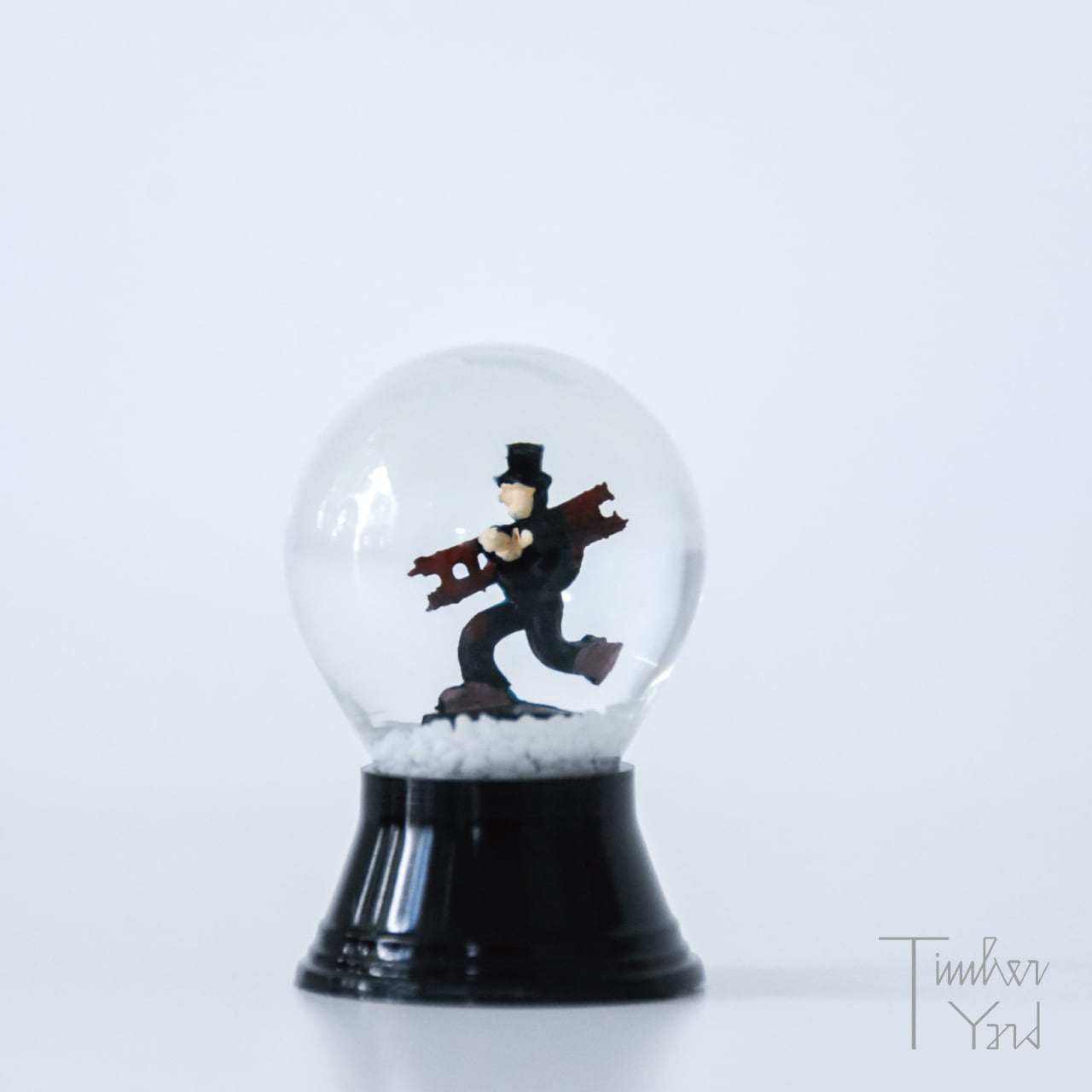 【ONLINE限定】スノードーム / 幸運の煙突掃除人 / 黒台座 / Φ2.5cm / PERZY（パージー）/ スノーグローブ / 正規販売店 [3]